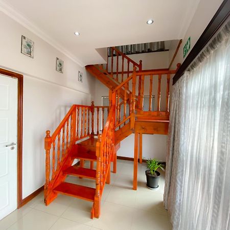 Westville The Meritus Guest House מראה חיצוני תמונה