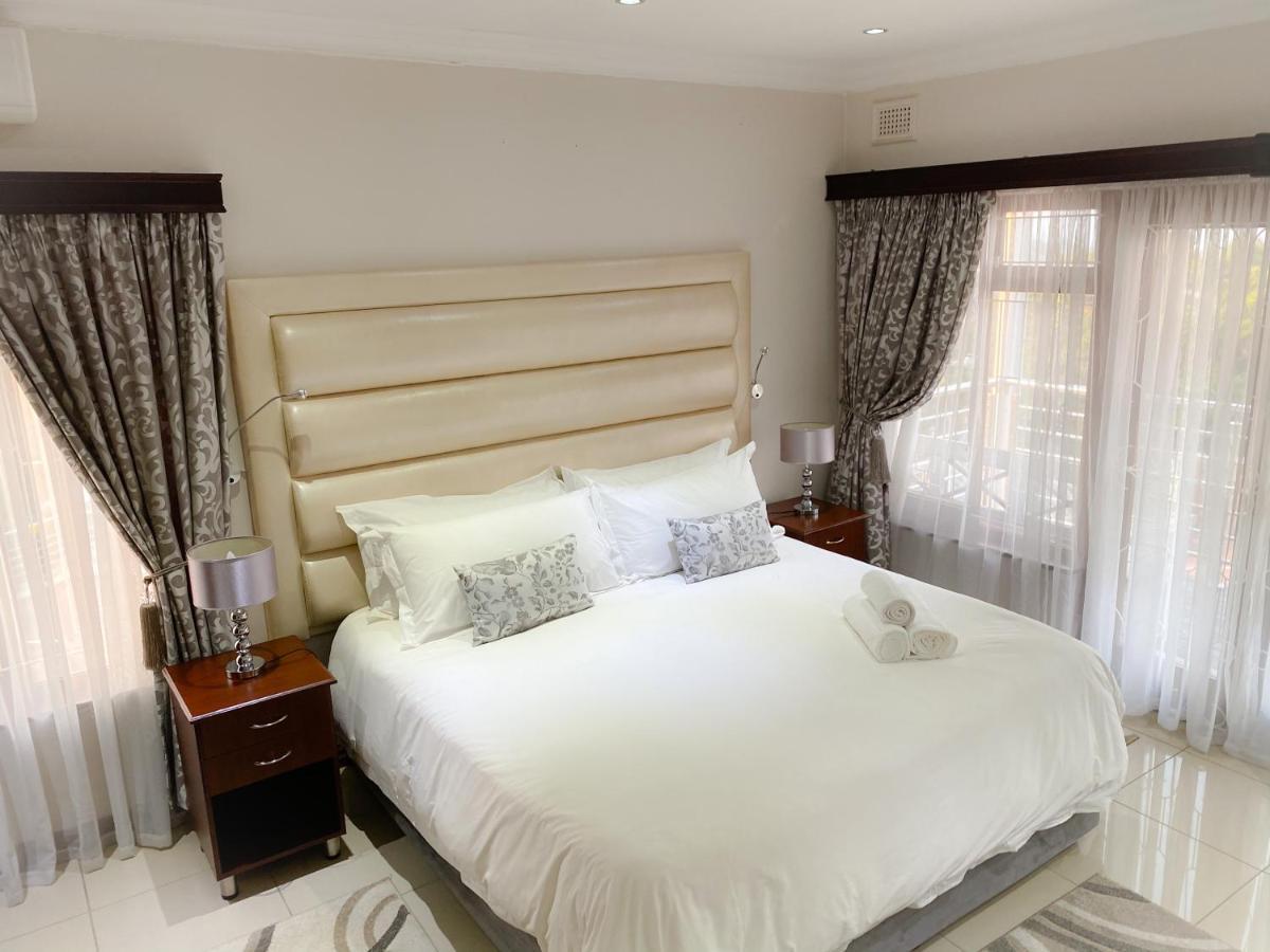 Westville The Meritus Guest House מראה חיצוני תמונה